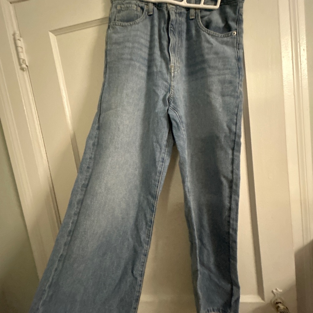 Levi high waisted straight jeans